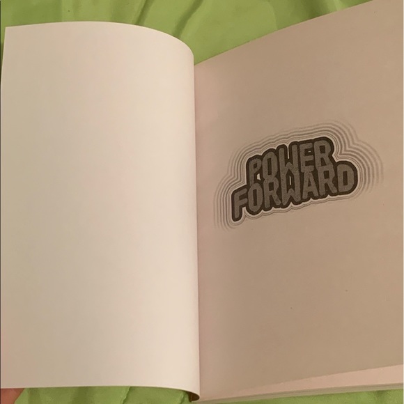 🌹Power Foward Book🌹 - Picture 3 of 4